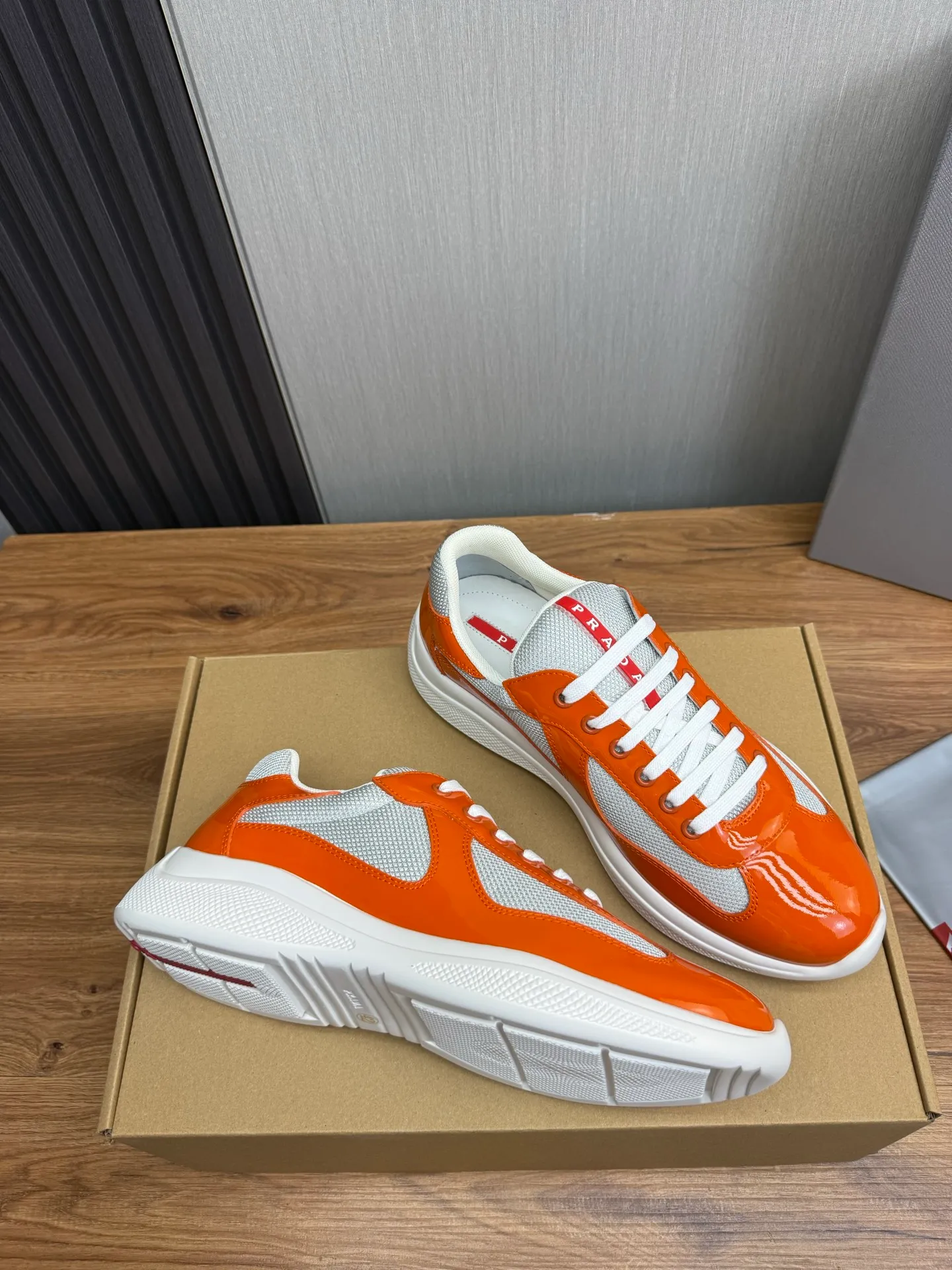 Men's shoes 640💰 [PRADA] Hot selling items🔥Must be recommended every day~~ Official website synchronized, 1:1 high quality shipments✔️ Imported cowhide fabric, rubber material + cowhide lining, original bottom, high-end airplane box packaging🎁 38-45 (38.45 custom-made, non-returnable)